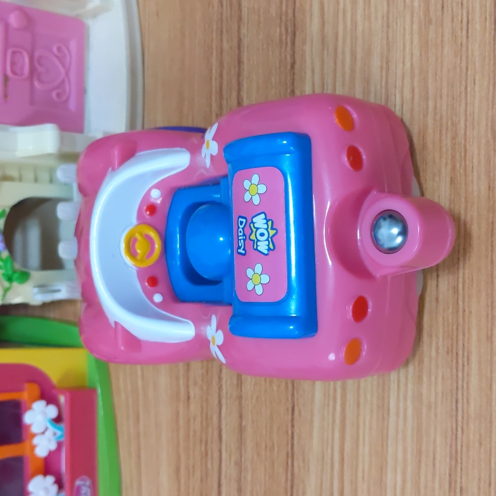 WOW Dynamite Daisy Racing Car - Picture 5 of 5